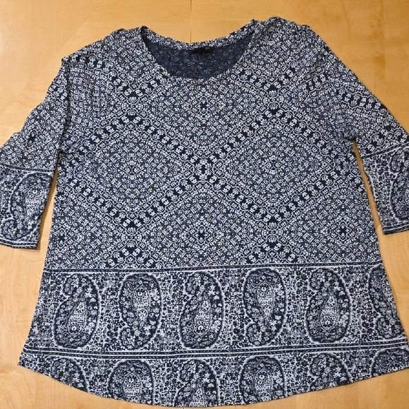Lucky Brand Tops - Lucky Brand Navy and White Patterned Blouse. Size 1X